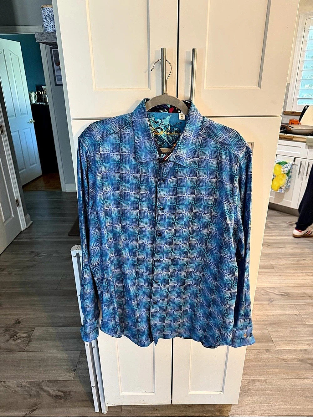 Robert Graham Geometric Button Down in Blue & Purple XL Like New